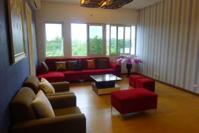 Ciputra furnished apartment with 4 bedrooms for rent in E1 tower