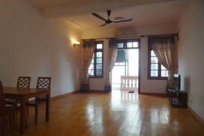 One bedroom apartment for rent in Dang Thai Mai street, Tay Ho district, Hanoi