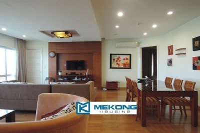 Well furnished and spacious apartment with 2 bedrooms for rent in E1 Ciputra Hanoi